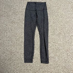 Lululemon Wunder under leggings